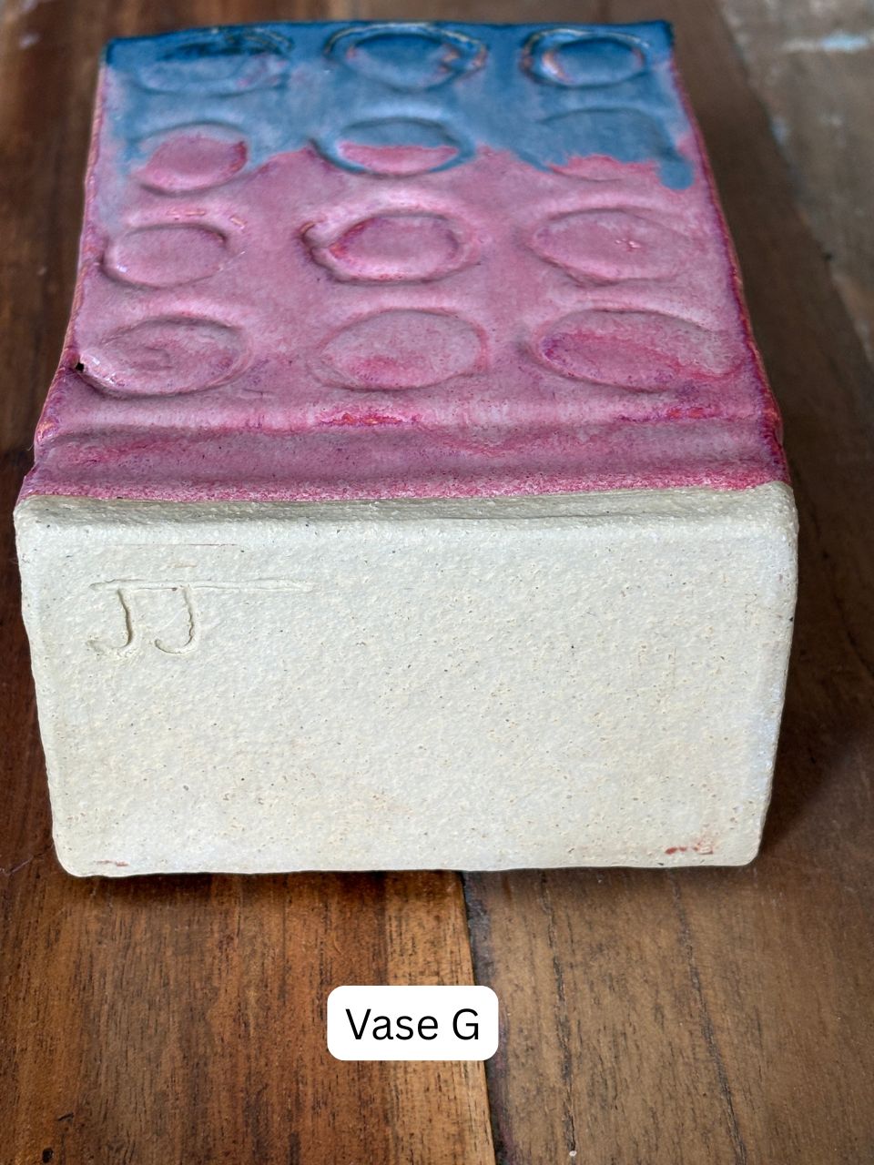 -- Rectangular Vases --