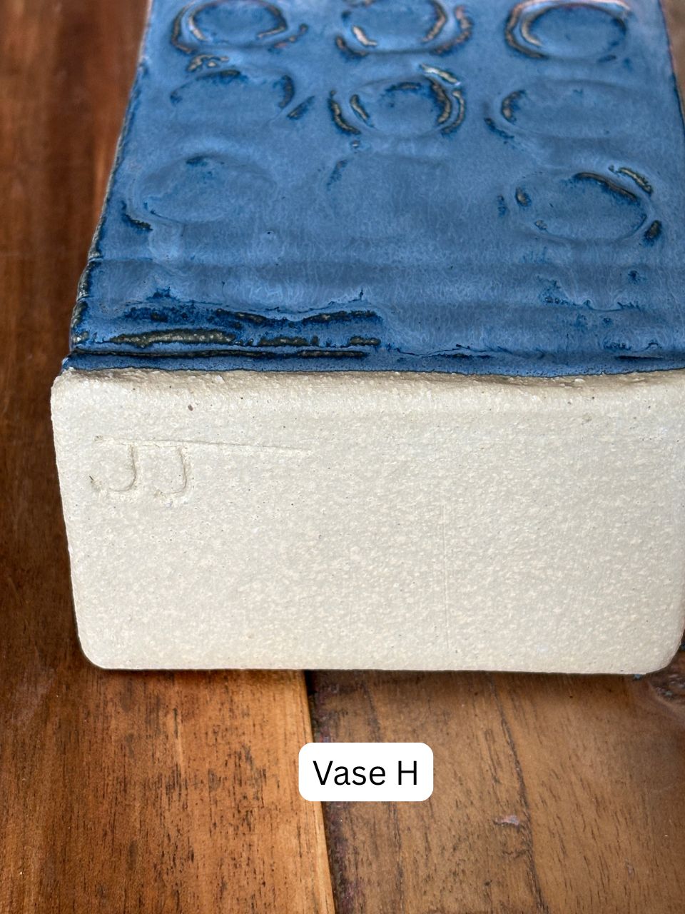 -- Rectangular Vases --